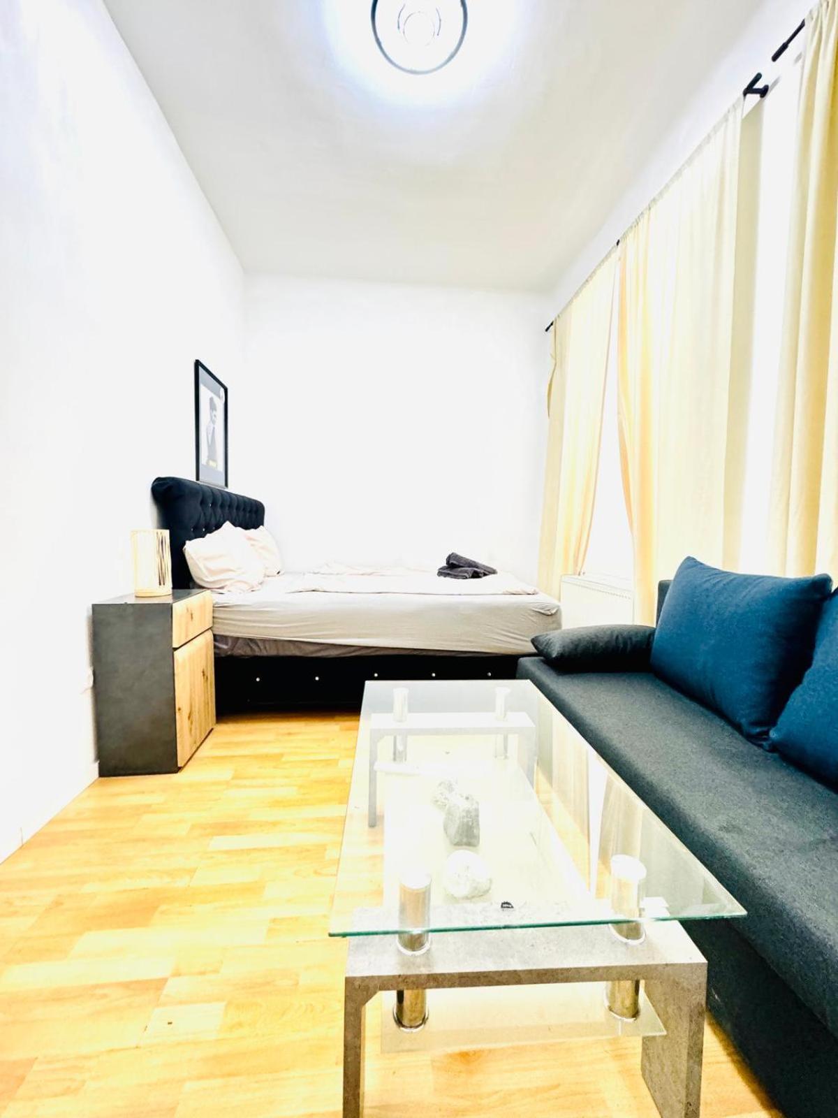 Comfy Rooms In A Shared Apt, 8Min To Rathausplatz Wien Eksteriør bilde
