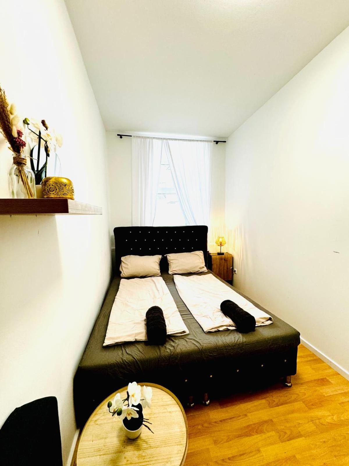 Comfy Rooms In A Shared Apt, 8Min To Rathausplatz Wien Eksteriør bilde