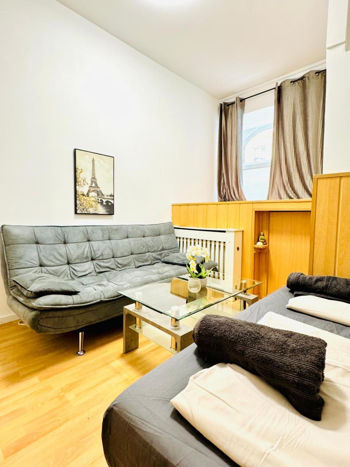 Comfy Rooms In A Shared Apt, 8Min To Rathausplatz Wien Eksteriør bilde