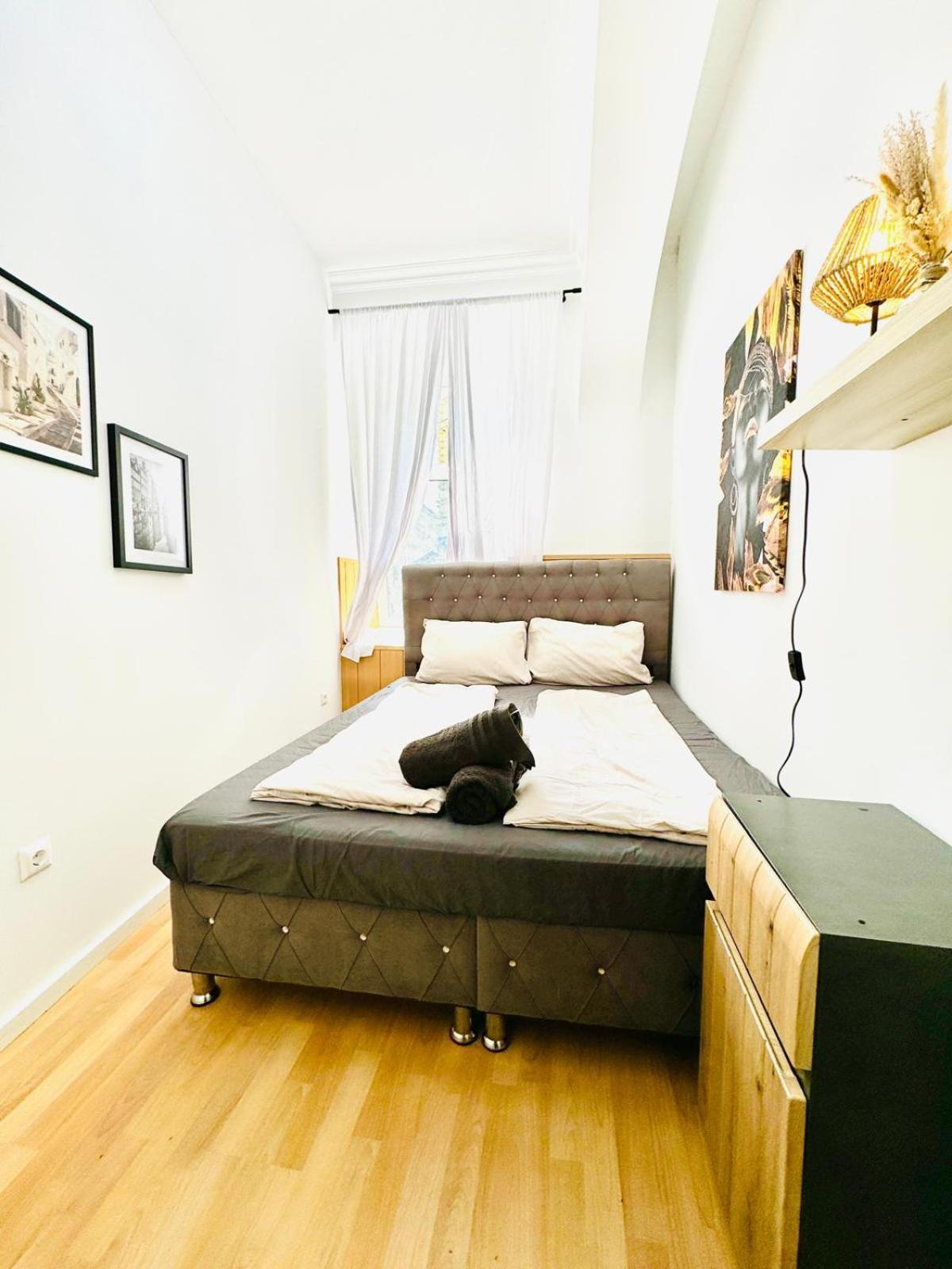 Comfy Rooms In A Shared Apt, 8Min To Rathausplatz Wien Eksteriør bilde