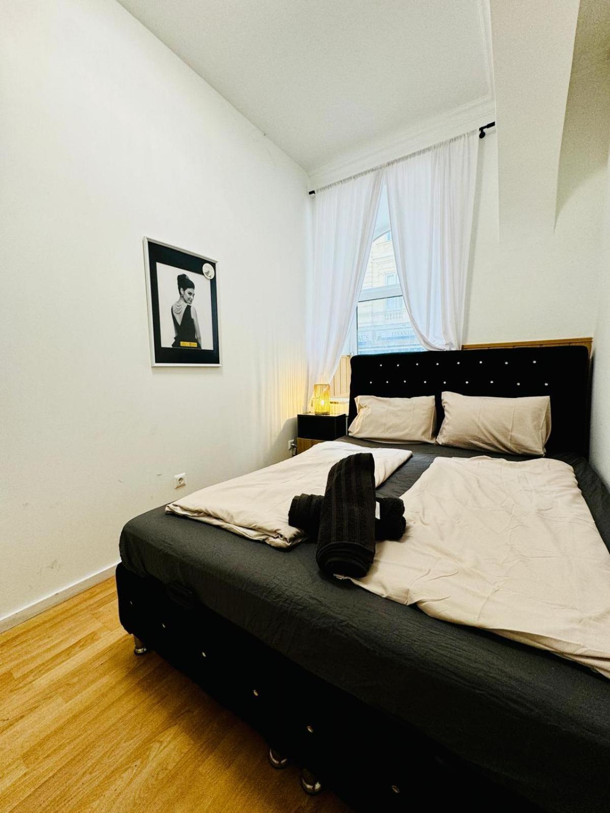 Comfy Rooms In A Shared Apt, 8Min To Rathausplatz Wien Eksteriør bilde