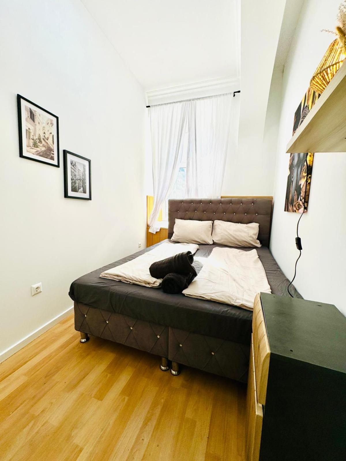 Comfy Rooms In A Shared Apt, 8Min To Rathausplatz Wien Eksteriør bilde