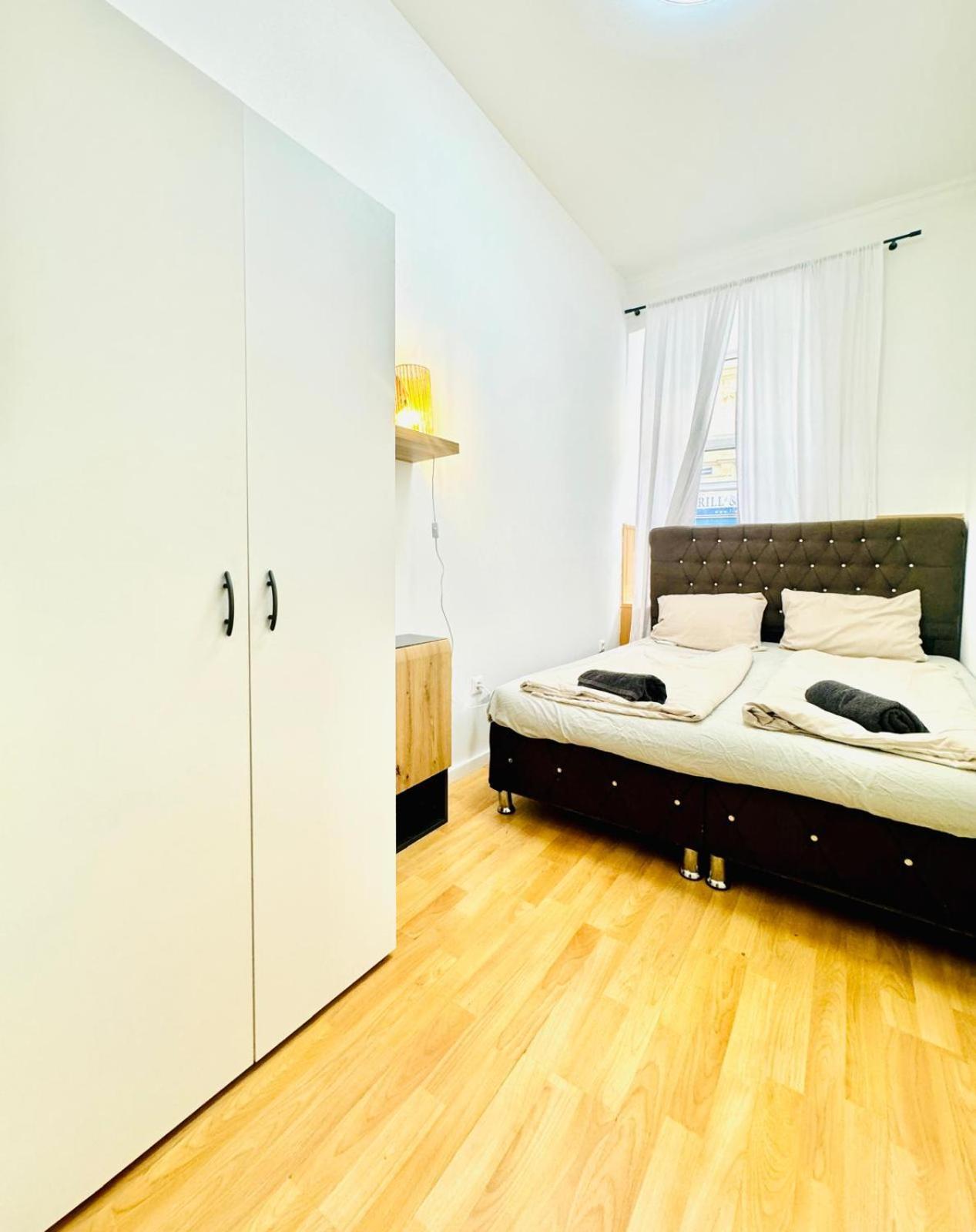 Comfy Rooms In A Shared Apt, 8Min To Rathausplatz Wien Eksteriør bilde