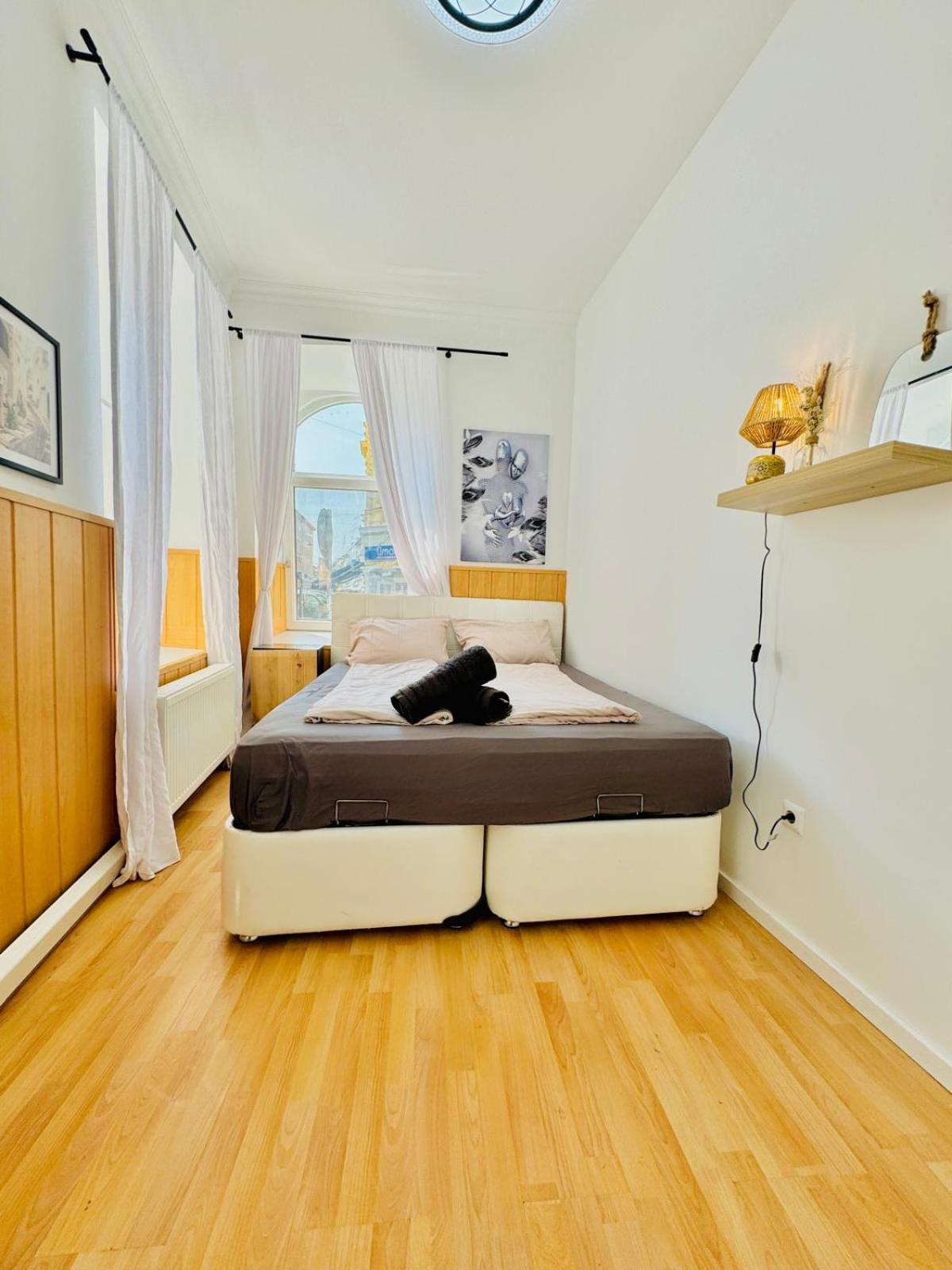 Comfy Rooms In A Shared Apt, 8Min To Rathausplatz Wien Eksteriør bilde