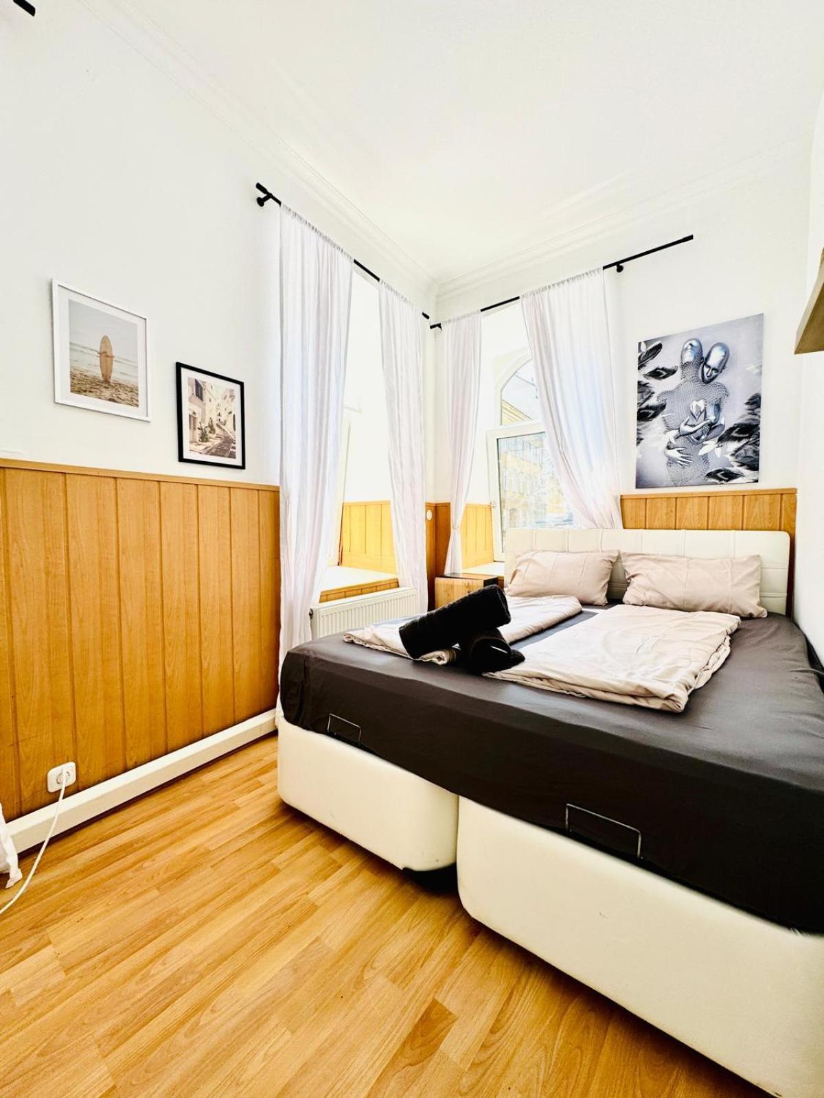 Comfy Rooms In A Shared Apt, 8Min To Rathausplatz Wien Eksteriør bilde